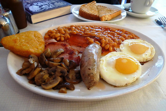 【画像】イギリスの朝食ってクソ美味そうだよな？？