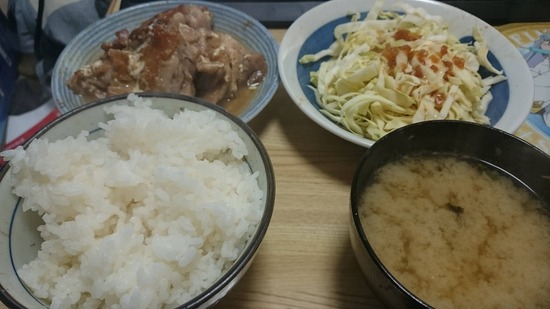 【画像】(　　´・ω・｀　　)晩御飯作った