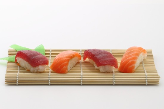 【画像】安価で回転寿司食う