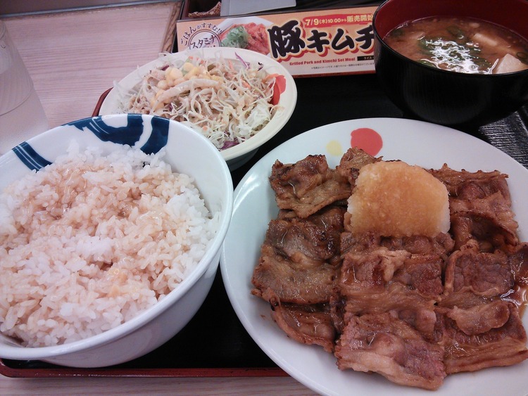 牛丼チェーン松屋で朝飯食ってきたでｗｗｗｗｗｗｗｗｗｗｗｗｗｗｗｗｗｗ