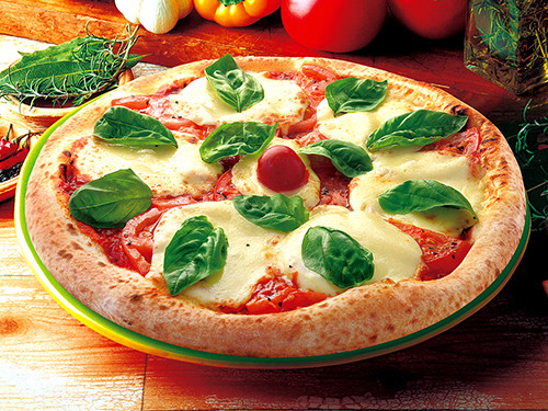 【ミスド】ミスタードーナツ「ナポリの窯」のピザ販売本格化　２０年度末に２００店舗