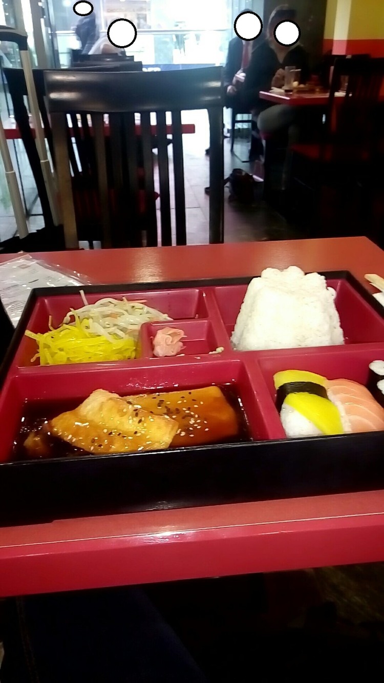 オーストリアで日本食くっとるけどなんか質問ある？