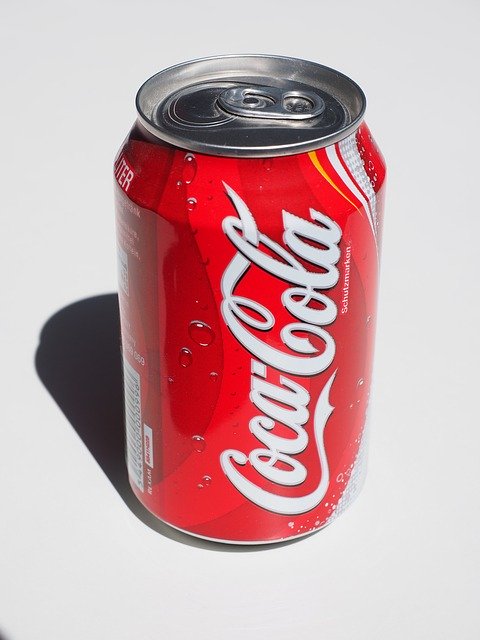 コカ・コーラ社「夏はキンキンに冷えたコカ・コーラ！」ワイ「たまんねぇ～」ｸﾞﾋﾞｸﾞﾋﾞ