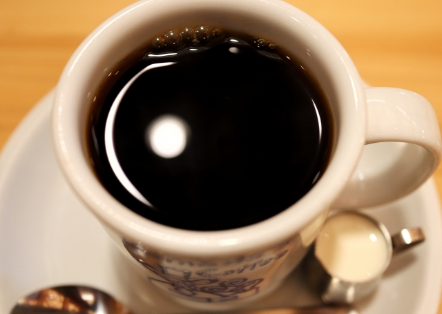 カフェイン摂ると不安にならない？