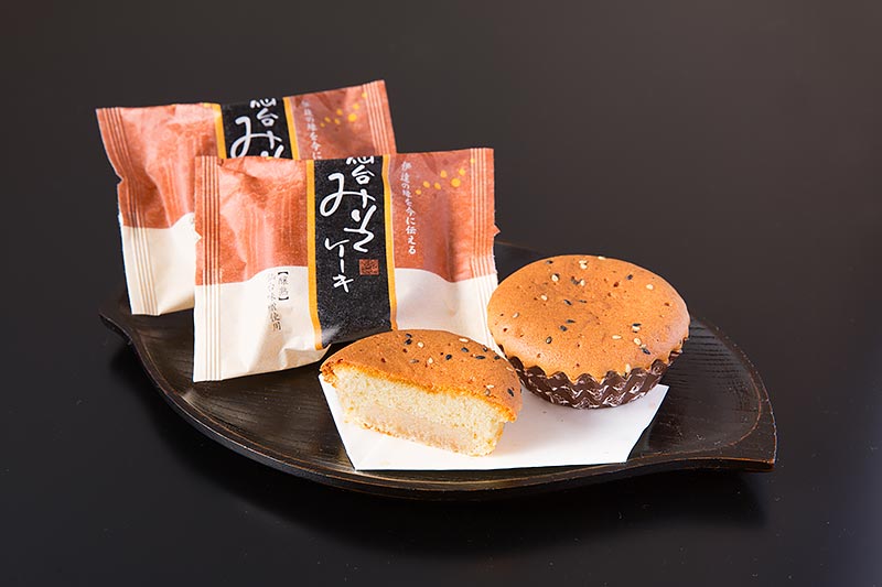 【朗報】イギリス人「『味噌入りケーキ』って日本食美味いじゃん！」欧州でブームに