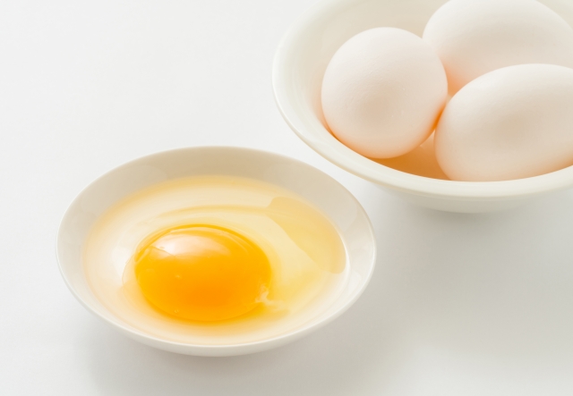 料理「卵黄10個を用意します」←卵白はどうすんだよ