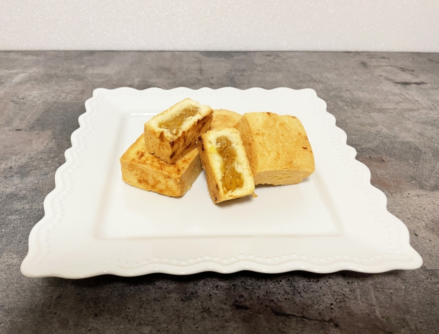 【悲報】台湾土産、パイナップルケーキとカラスミの2択だけ😱