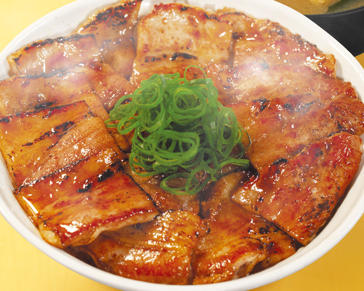 松屋の新作「炙り十勝豚丼」が美味しい！