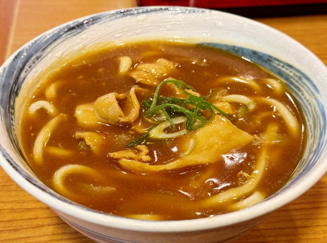 カレーうどん←美味いのにうどん界の覇権取れない理由