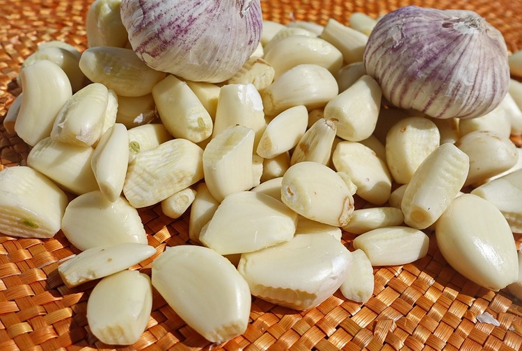 garlic-1769096_960_720